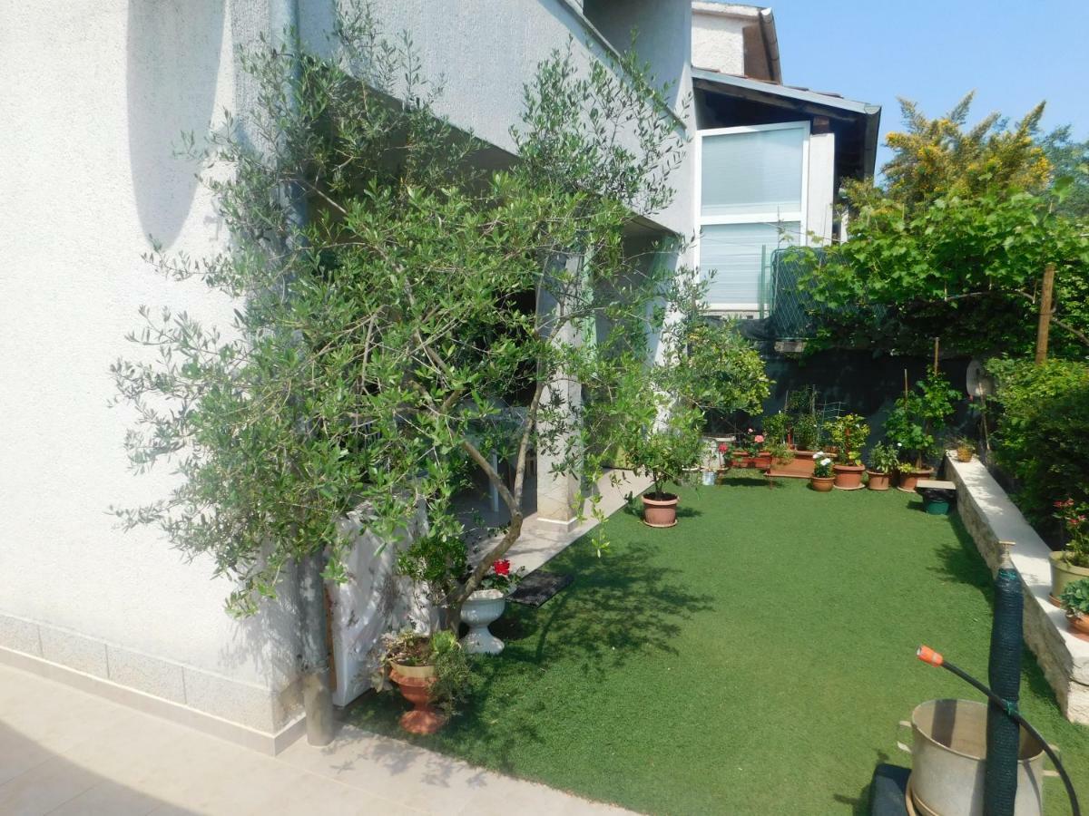 Apartment Artusi プーラ エクステリア 写真